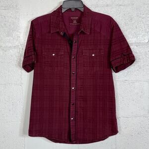 Guess men's Cotton snap front short sleeve shirt, red Medium